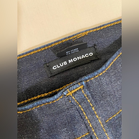 Club Monaco cropped jean. EUC - Picture 4 of 13
